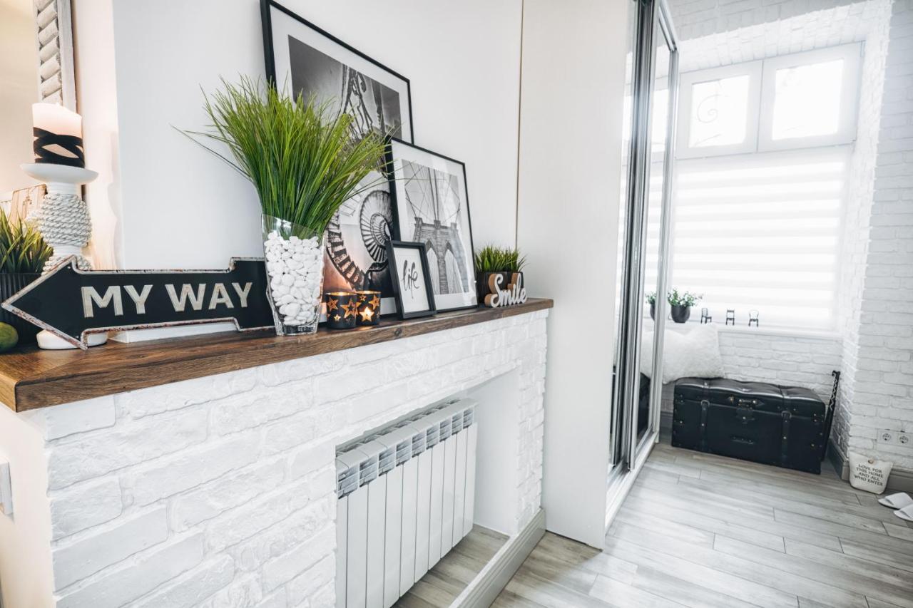 Scandinavian Style Of Lux Apartments In Leópolis Exterior foto